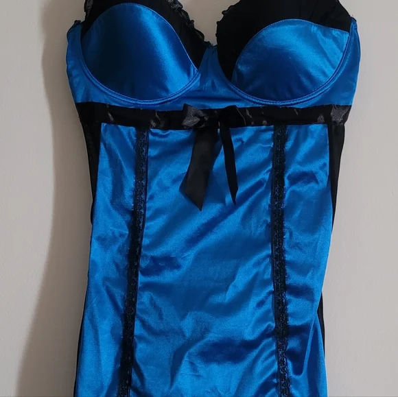 Elegant Blue and Black Women's Chemise - Picture 14 of 15